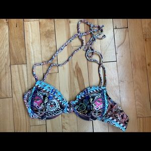 Bikini top. Size large